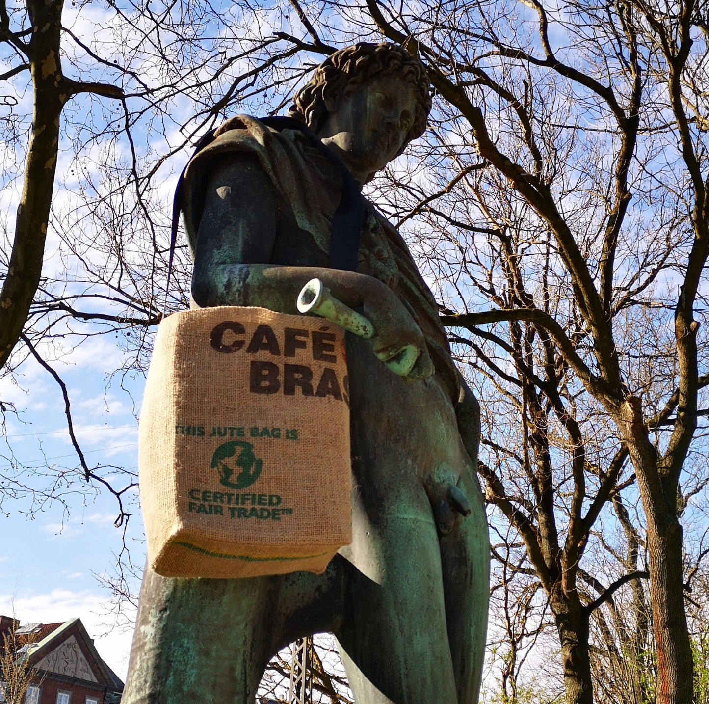 Skøn skuldertaske af stof fra kaffesække